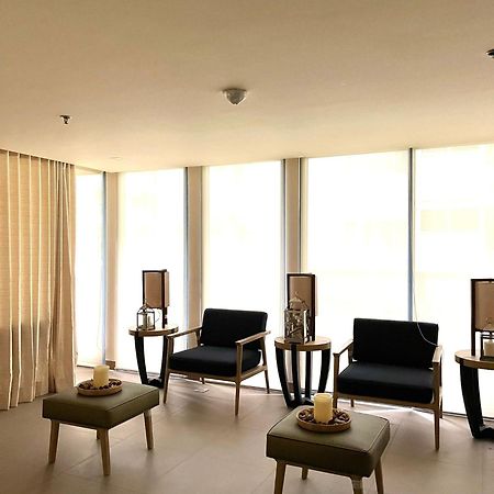 Studio At 81 Newport Boulevard Near Naia With Free Access To All Amenities Up To 2 Pax مانيلا المظهر الخارجي الصورة