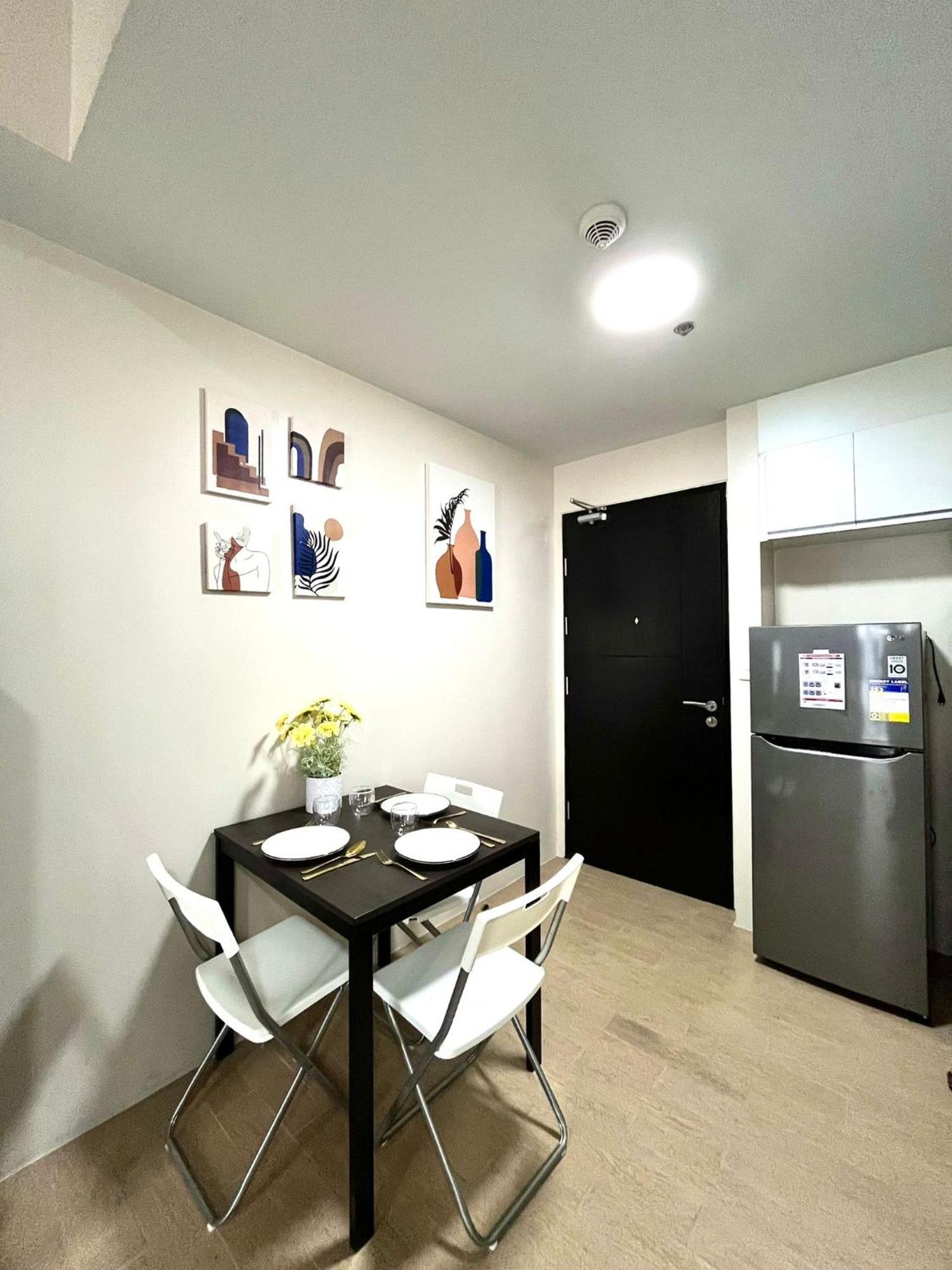 Studio At 81 Newport Boulevard Near Naia With Free Access To All Amenities Up To 2 Pax مانيلا المظهر الخارجي الصورة